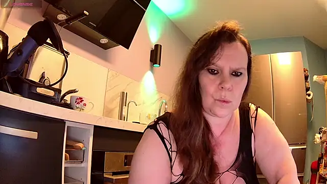 Snapshot of Endrocleia chatting on October 21, 2025, 11:38 pm Endrocleia online show from October 21, 2025, 11:38 pm