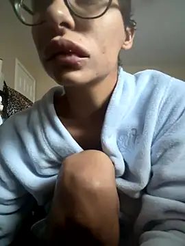 Snapshot of myloveforyouu chatting on September 15, 2025, 2:28 pm myloveforyouu online show from September 15, 2025, 2:28 pm