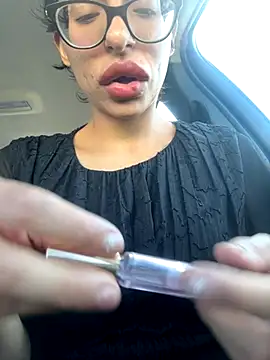 Snapshot of myloveforyouu chatting on September 27, 2025, 3:39 pm myloveforyouu online show from September 27, 2025, 3:39 pm