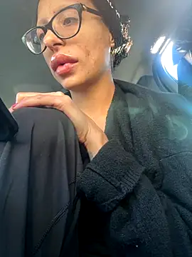 Snapshot of myloveforyouu chatting on September 30, 2025, 1:05 pm myloveforyouu online show from September 30, 2025, 1:05 pm