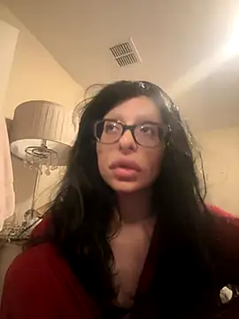 Snapshot of myloveforyouu chatting on October 16, 2025, 3:18 am myloveforyouu online show from October 16, 2025, 3:18 am