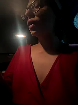 Snapshot of myloveforyouu chatting on October 22, 2025, 2:23 am myloveforyouu online show from October 22, 2025, 2:23 am