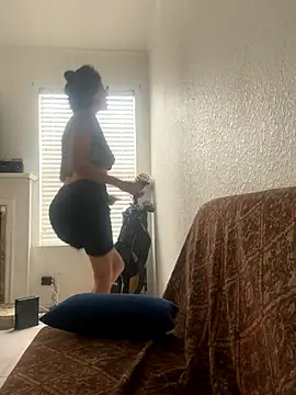 Snapshot of myloveforyouu chatting on October 23, 2025, 2:49 pm myloveforyouu online show from October 23, 2025, 2:49 pm