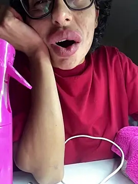 Snapshot of myloveforyouu chatting on November 3, 2025, 5:20 am myloveforyouu online show from November 3, 2025, 5:20 am