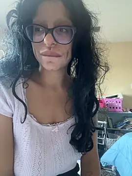 Snapshot of myloveforyouu chatting on November 12, 2025, 3:01 pm myloveforyouu online show from November 12, 2025, 3:01 pm