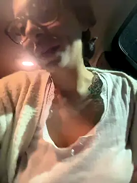 Snapshot of myloveforyouu chatting on November 27, 2025, 12:56 am myloveforyouu online show from November 27, 2025, 12:56 am