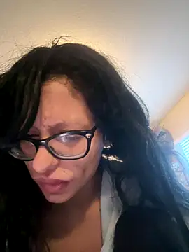 Snapshot of myloveforyouu chatting on December 17, 2025, 2:01 pm myloveforyouu online show from December 17, 2025, 2:01 pm