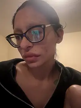 Snapshot of myloveforyouu chatting on December 18, 2025, 3:45 am myloveforyouu online show from December 18, 2025, 3:45 am