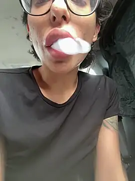 Snapshot of myloveforyouu chatting on February 13, 2026, 9:00 pm myloveforyouu online show from February 13, 2026, 9:00 pm