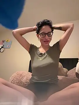 Snapshot of myloveforyouu chatting on March 3, 2026, 2:50 am myloveforyouu online show from March 3, 2026, 2:50 am