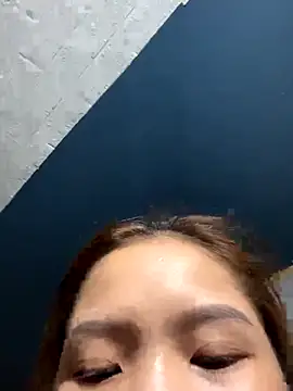 Girllikesexx2 online show from October 28, 2025, 3:25 pm