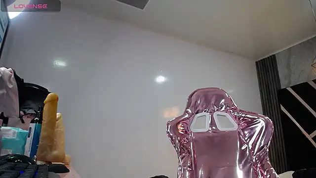 Snapshot of lizzyluk_ch chatting on January 31, 2025, 6:25 pm lizzyluk ch online show from January 31, 2025, 6:25 pm