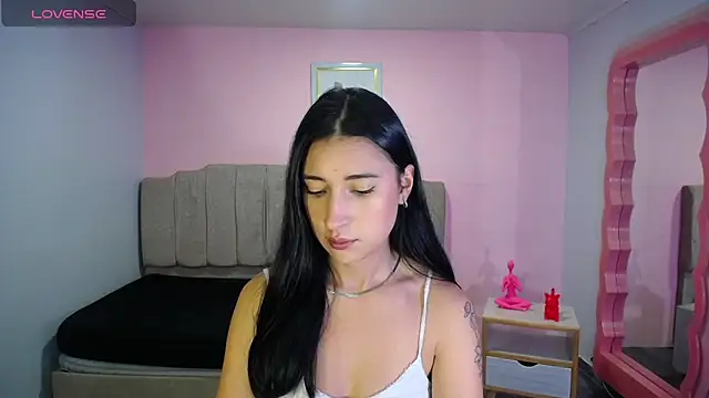 lizzyluk ch online show from November 5, 2025, 4:40 pm