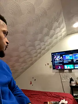 rayyymack online show from November 22, 2025, 11:04 pm