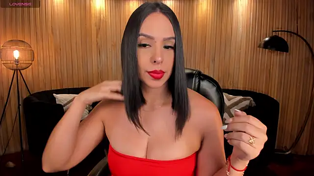 Snapshot of KatieStonne chatting on January 14, 2026, 3:12 am KatieStonne online show from January 14, 2026, 3:12 am