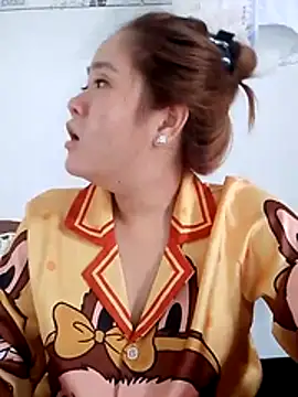 Sahara-lovexoxo online show from December 17, 2025, 4:29 am