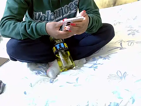 Snapshot of prettylacey3 chatting on February 25, 2026, 10:08 pm prettylacey3 online show from February 25, 2026, 10:08 pm