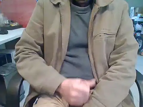 Snapshot of Raimundo1971 chatting on May 13, 2026, 3:20 pm Raimundo1971 online show from May 13, 2026, 3:20 pm
