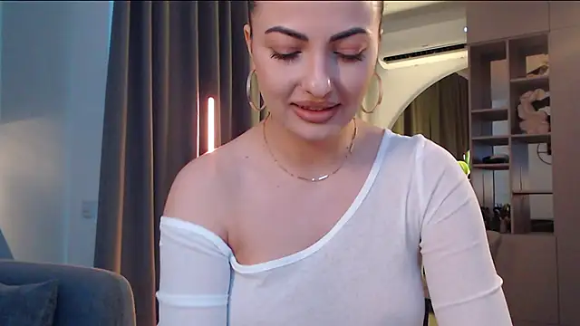 Snapshot of _emma_a_ chatting on March 15, 2025, 6:36 am emma a online show from March 15, 2025, 6:36 am