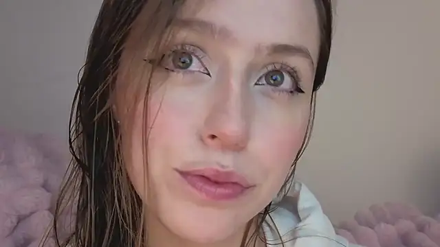 Snapshot of SofiaGc chatting on October 22, 2025, 3:51 am SofiaGc online show from October 22, 2025, 3:51 am