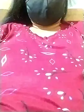 Sexy misspooja online show from February 3, 2025, 3:53 am