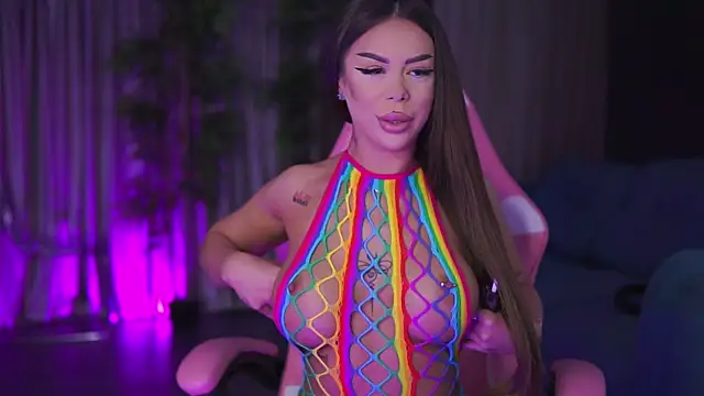 MissKiarra online show from February 14, 2025, 4:58 am