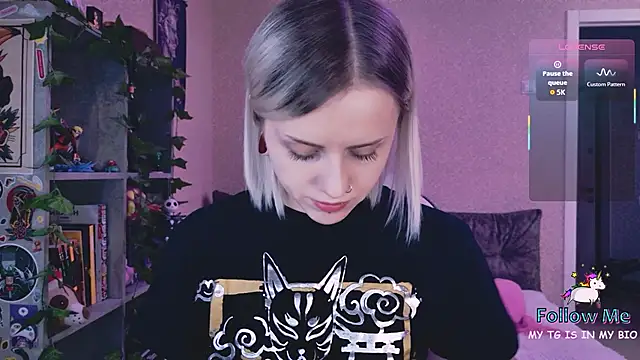 Snapshot of NaniMoore chatting on February 27, 2026, 7:58 pm NaniMoore online show from February 27, 2026, 7:58 pm