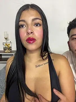 Snapshot of Dulce-diosa chatting on February 5, 2026, 8:35 pm Dulce-diosa online show from February 5, 2026, 8:35 pm