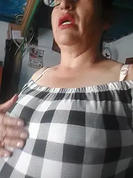 clarita 01 online show from April 8, 2026, 12:38 pm