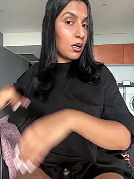 Indianbutter11 online show from November 6, 2025, 5:08 am