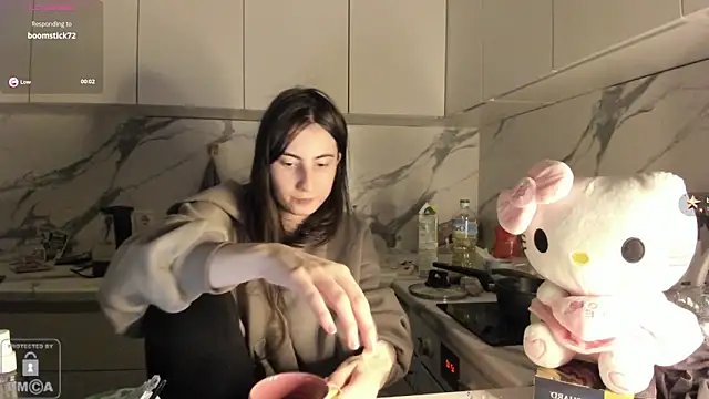 Snapshot of Ayesha_Thebestt chatting on February 1, 2026, 7:01 pm Ayesha Thebestt online show from February 1, 2026, 7:01 pm