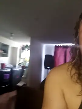 kitty 84 online show from November 21, 2025, 4:05 pm