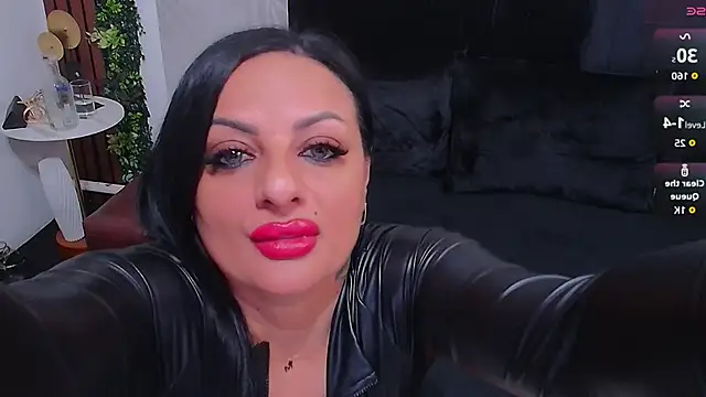 VixenSelena online show from November 28, 2025, 4:48 am