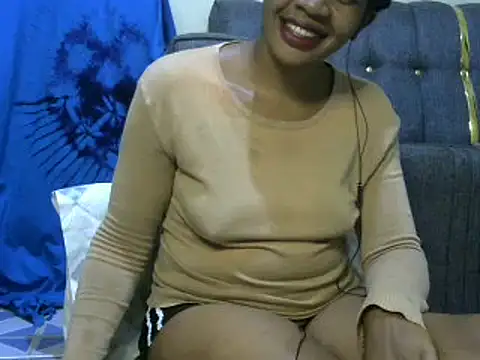 Snapshot of Sexy_Kezzy chatting on March 14, 2025, 11:53 pm Sexy Kezzy online show from March 14, 2025, 11:53 pm