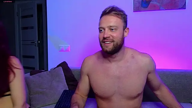 MaxMia online show from December 6, 2024, 7:54 am