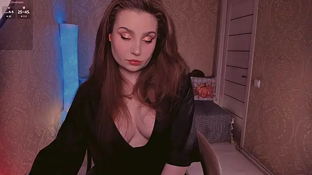 Eesmaaarrr online show from October 23, 2025, 11:24 pm