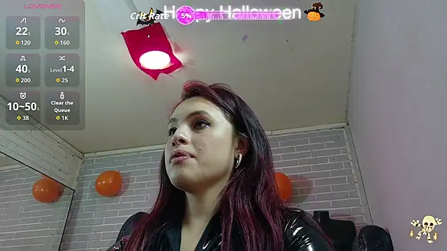 elizatexx online show from October 31, 2025, 7:04 pm