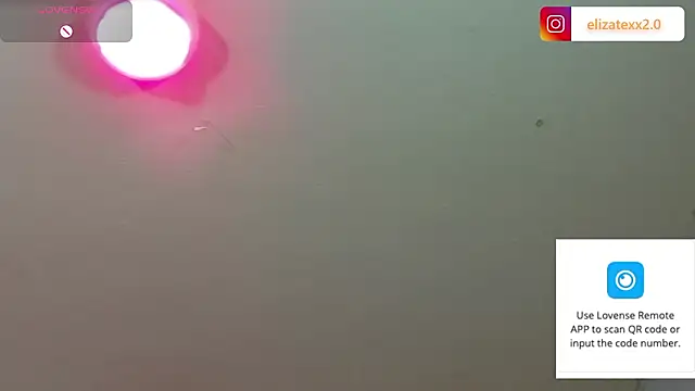 elizatexx online show from March 5, 2026, 8:05 pm