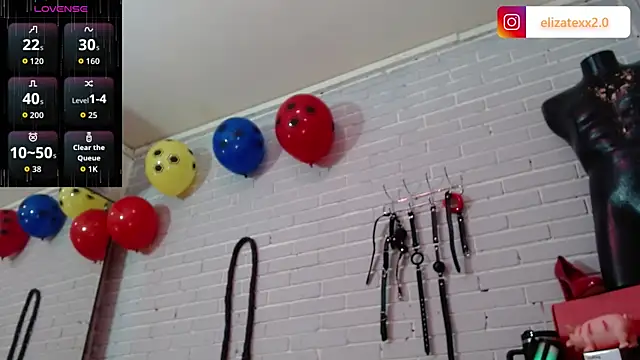 elizatexx online show from June 27, 2026, 5:07 pm