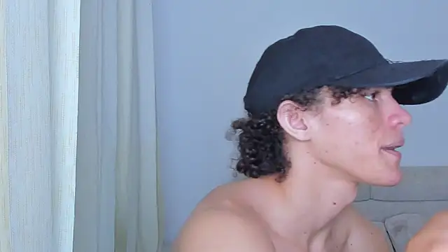 Snapshot of laurent_nova chatting on January 9, 2025, 3:26 am laurent nova online show from January 9, 2025, 3:26 am