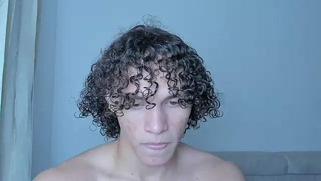 Snapshot of laurent_nova chatting on February 8, 2025, 3:52 am laurent nova online show from February 8, 2025, 3:52 am