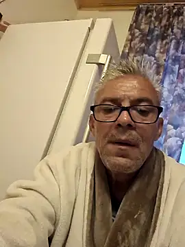 Picolo4111 online show from October 5, 2025, 5:39 am