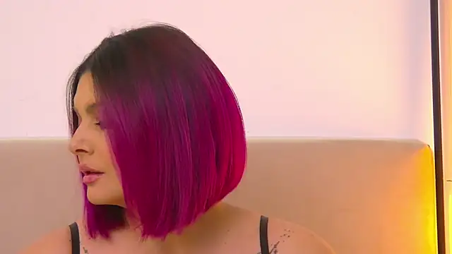 RissaRheys online show from January 25, 2025, 9:35 pm