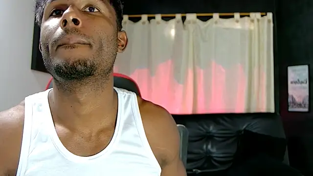 Snapshot of Black_indiian chatting on November 29, 2025, 6:44 pm Black indiian online show from November 29, 2025, 6:44 pm