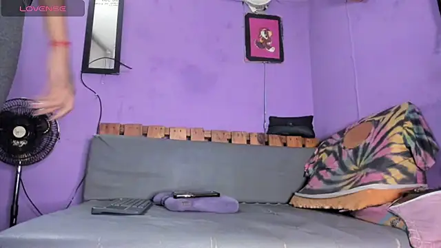 Snapshot of sexy-Bunny chatting on March 4, 2026, 9:43 pm sexy-Bunny online show from March 4, 2026, 9:43 pm