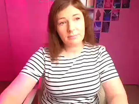 Lissmilf online show from November 5, 2025, 12:38 pm