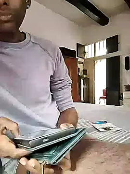 KeptupInosine online show from November 19, 2025, 2:06 pm