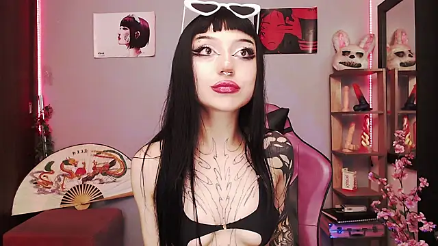 catipetite online show from November 28, 2025, 8:28 am