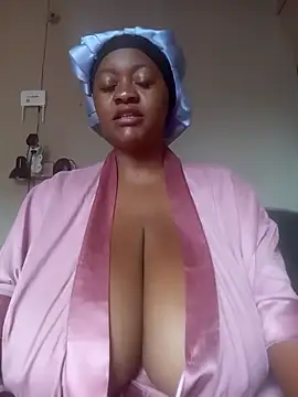 Chubbykarisma27 online show from March 11, 2025, 5:38 am