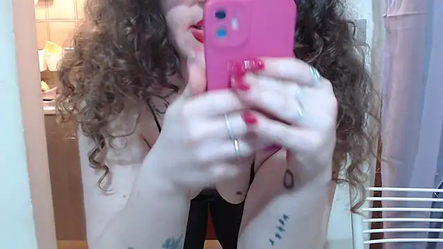 Snapshot of peachgirlmartyna chatting on February 4, 2025, 6:49 pm peachgirlmartyna online show from February 4, 2025, 6:49 pm